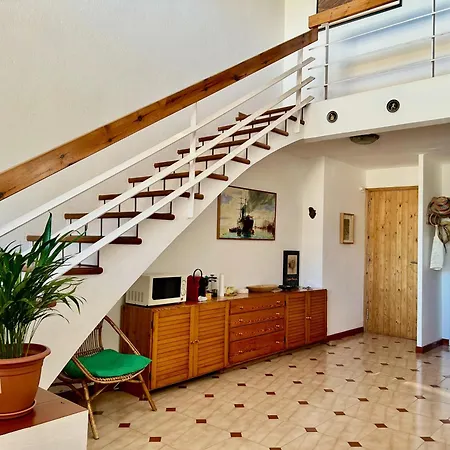 Duplex & Terrace & Great Sea Views & Private 아파트